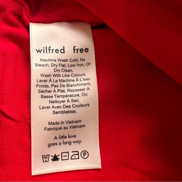 Wilfred Free Red Pencil Front Slit Skirt Super Comfortable Stretchy NWOT Size S - Picture 16 of 16
